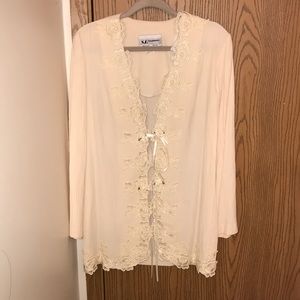 s.l. fashions vintage floral embroidered blouse